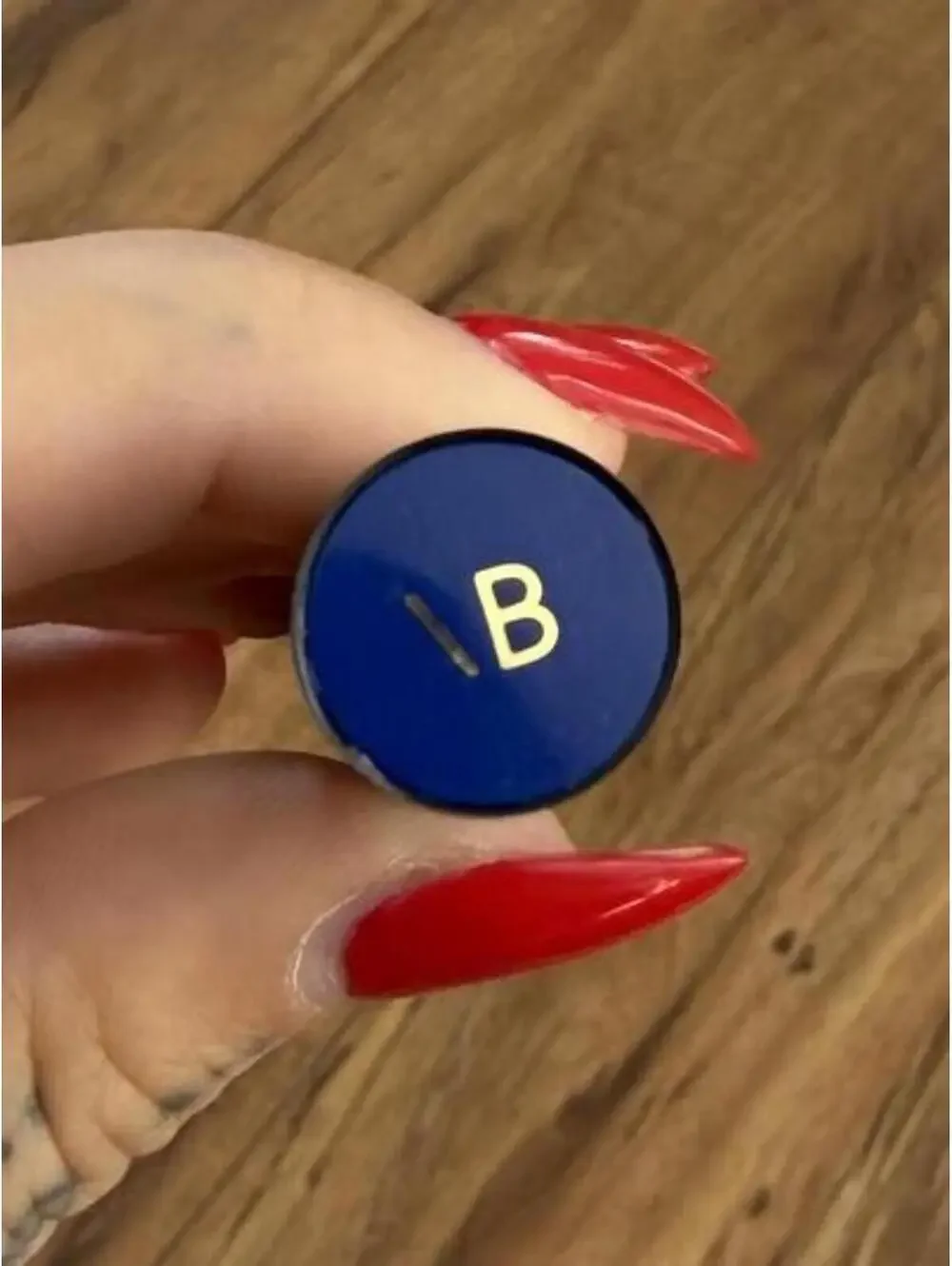 The Concealer Pen Victoria Beckham x Augustinus Bader - Shade L2